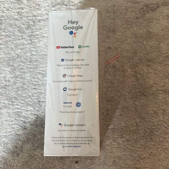 Nest Mini (2nd Generation) with Google Assistant - Charcoal - Picture 4 of 4